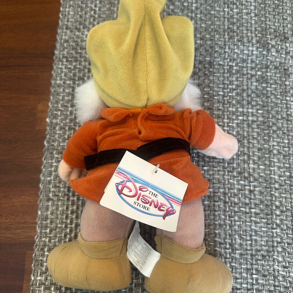 Disney Snow White Doc 11” Plush With Tags - Picture 3 of 5
